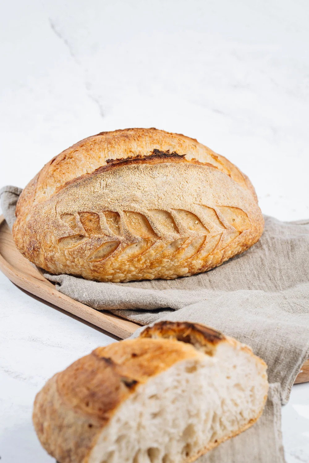 Kruh iz lokalne pekarne Brot